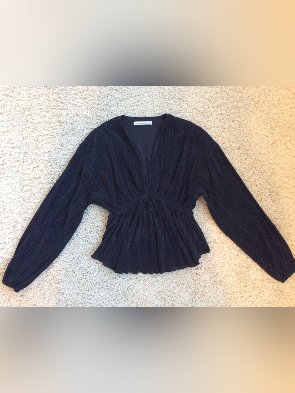 Abercrombie & Fitch Black Pleated V-Neck Peplum Women's Blouse - XS